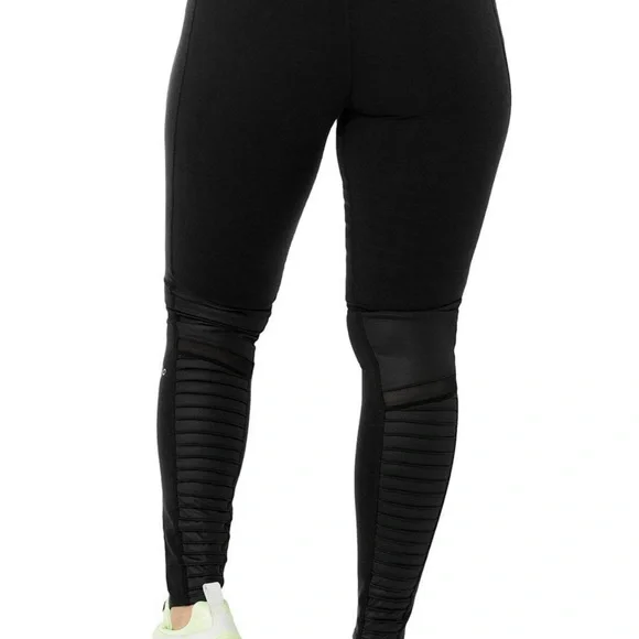 Alo Leggings - Picture 2 of 3